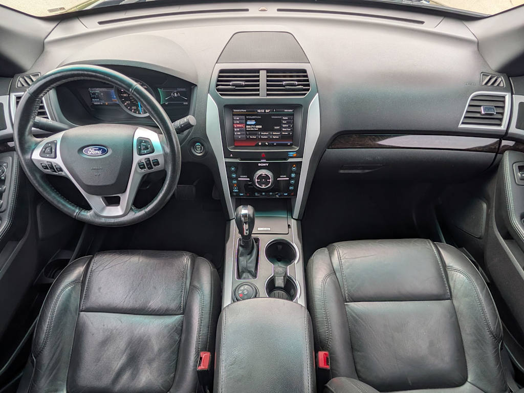 Thumbnail: 2015 Ford Explorer - 7