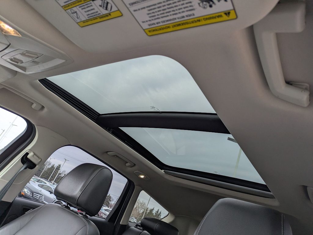 Thumbnail: 2015 Ford Escape - 24