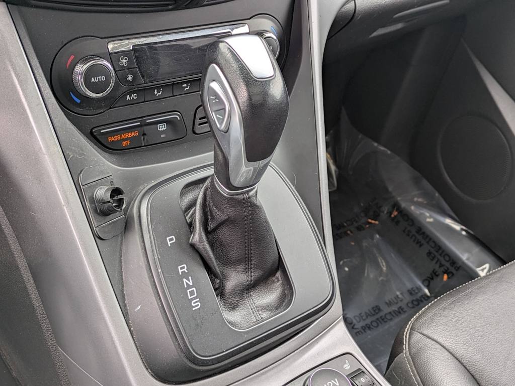 Thumbnail: 2015 Ford Escape - 32
