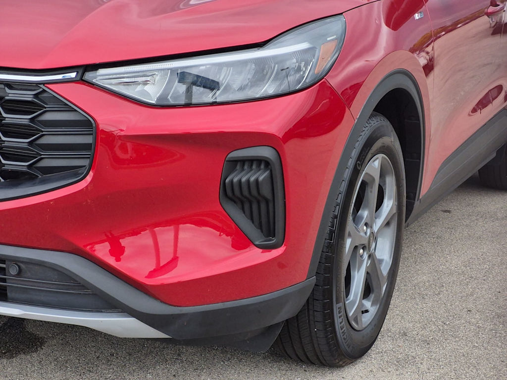 Thumbnail: 2025 Ford Escape - 23
