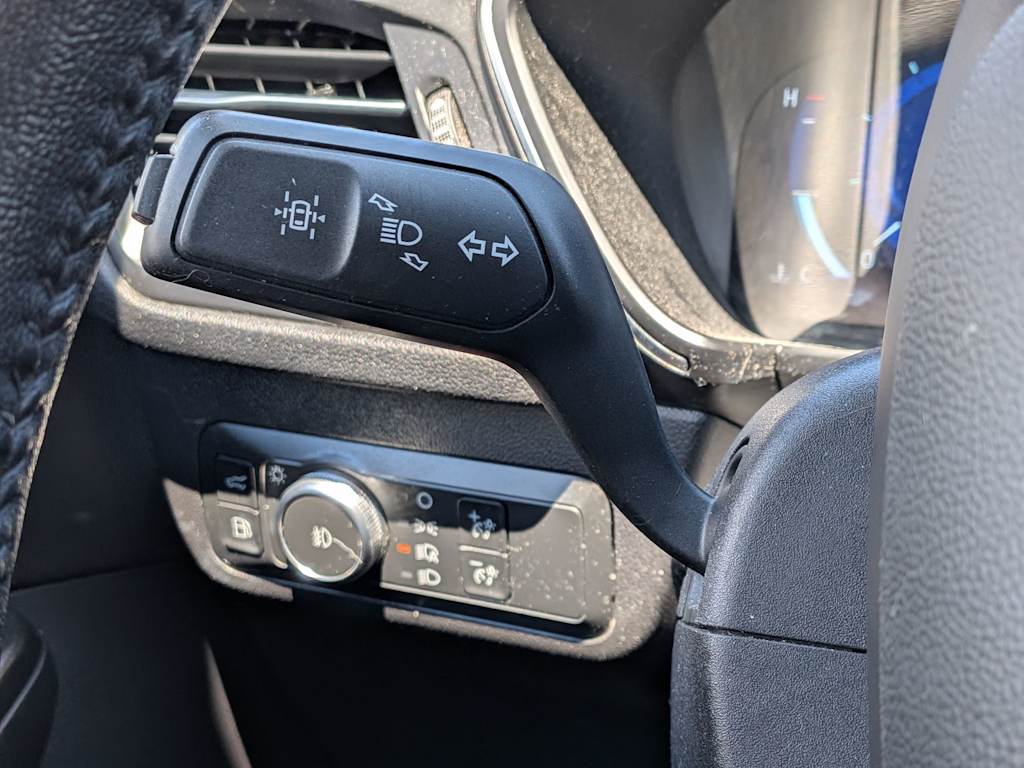 Thumbnail: 2020 Ford Escape - 15