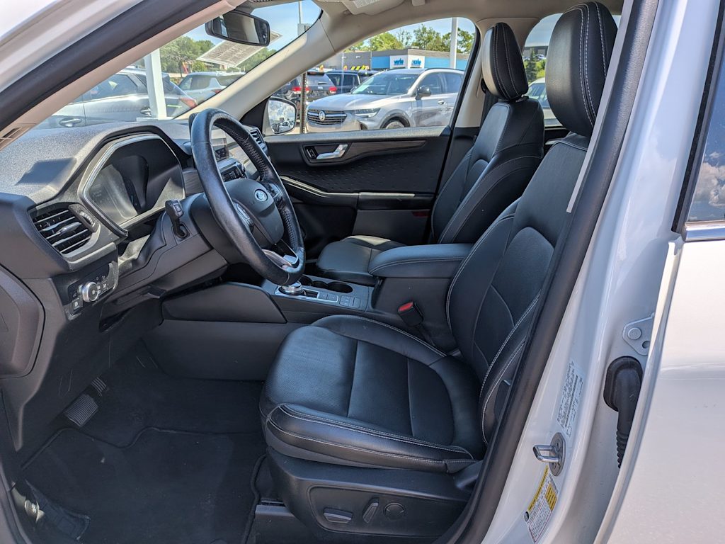 Thumbnail: 2020 Ford Escape - 9