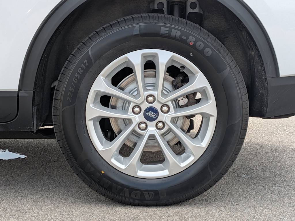 Thumbnail: 2022 Ford Escape - 7