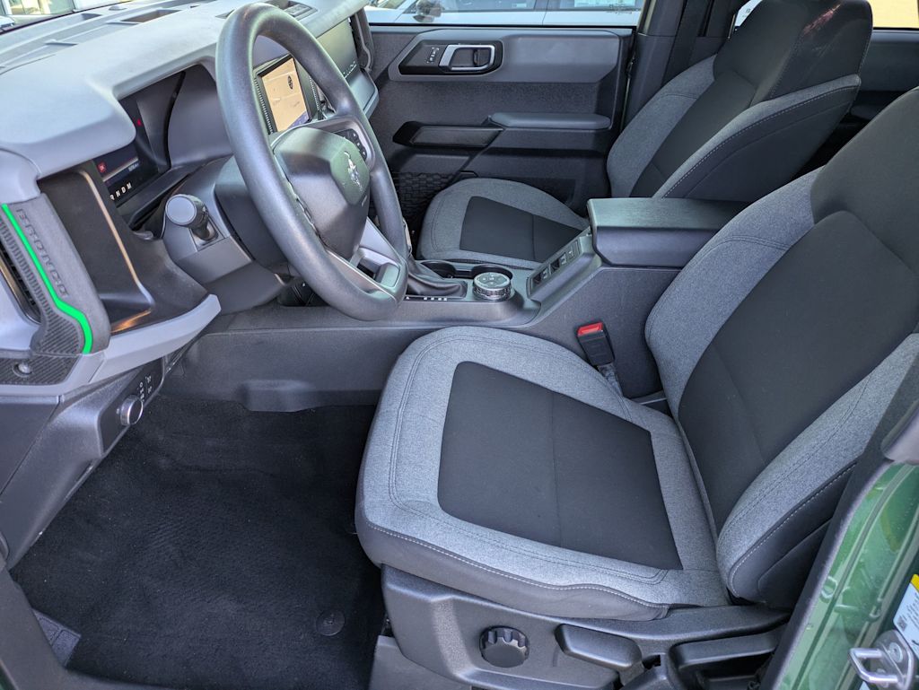 Thumbnail: 2022 Ford Bronco - 9