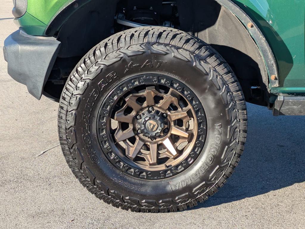 Thumbnail: 2022 Ford Bronco - 22