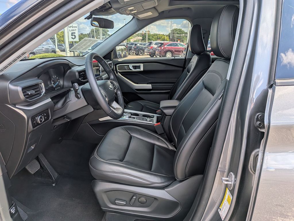 Thumbnail: 2023 Ford Explorer - 9