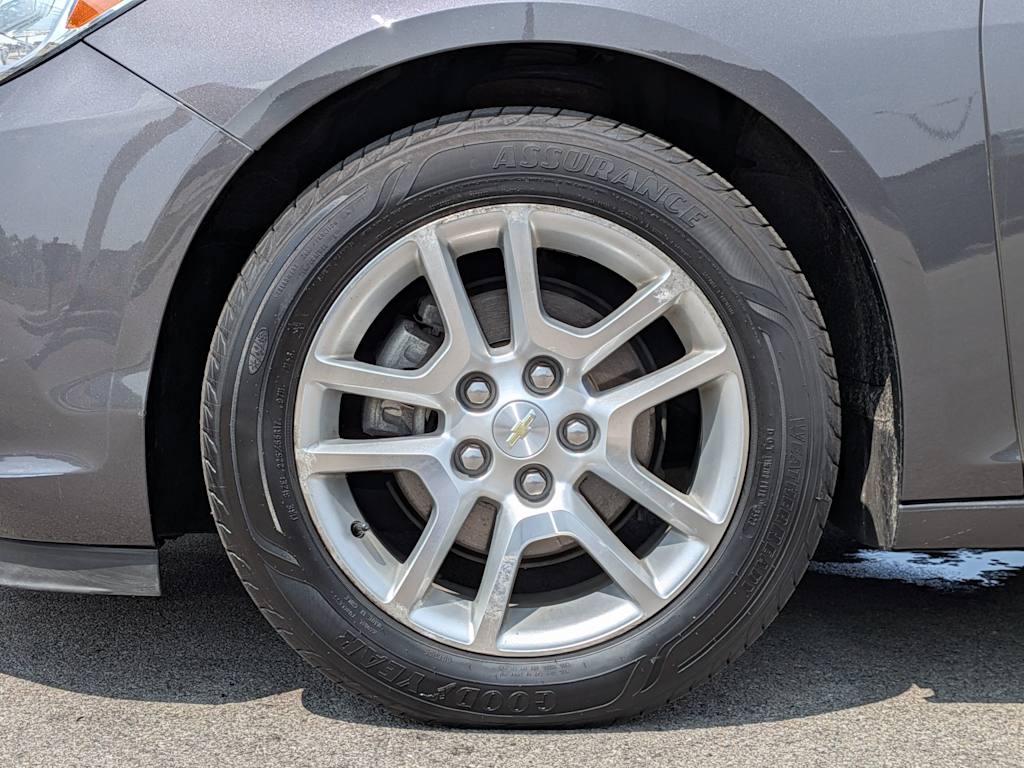 Thumbnail: 2013 Chevrolet Malibu - 24