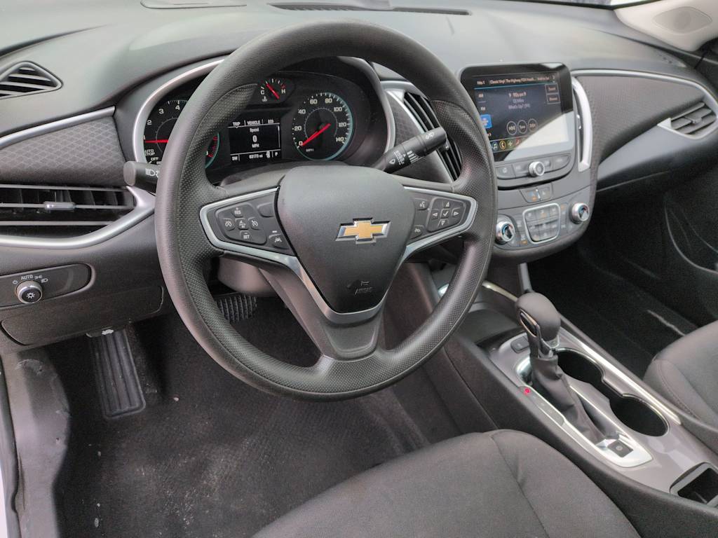 Thumbnail: 2023 Chevrolet Malibu - 2