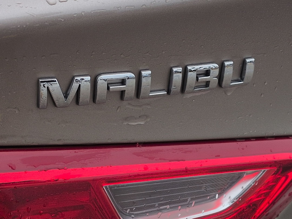 Thumbnail: 2023 Chevrolet Malibu - 7