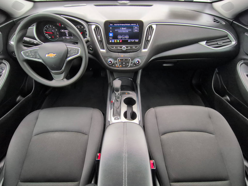 Thumbnail: 2023 Chevrolet Malibu - 9