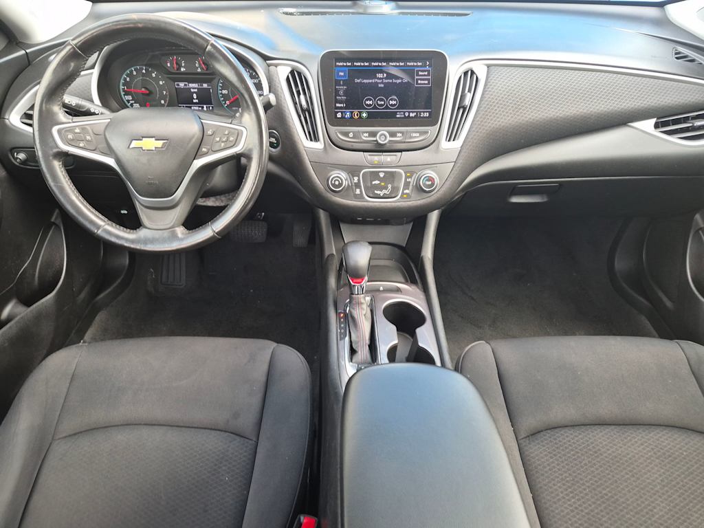 Thumbnail: 2022 Chevrolet Malibu - 12