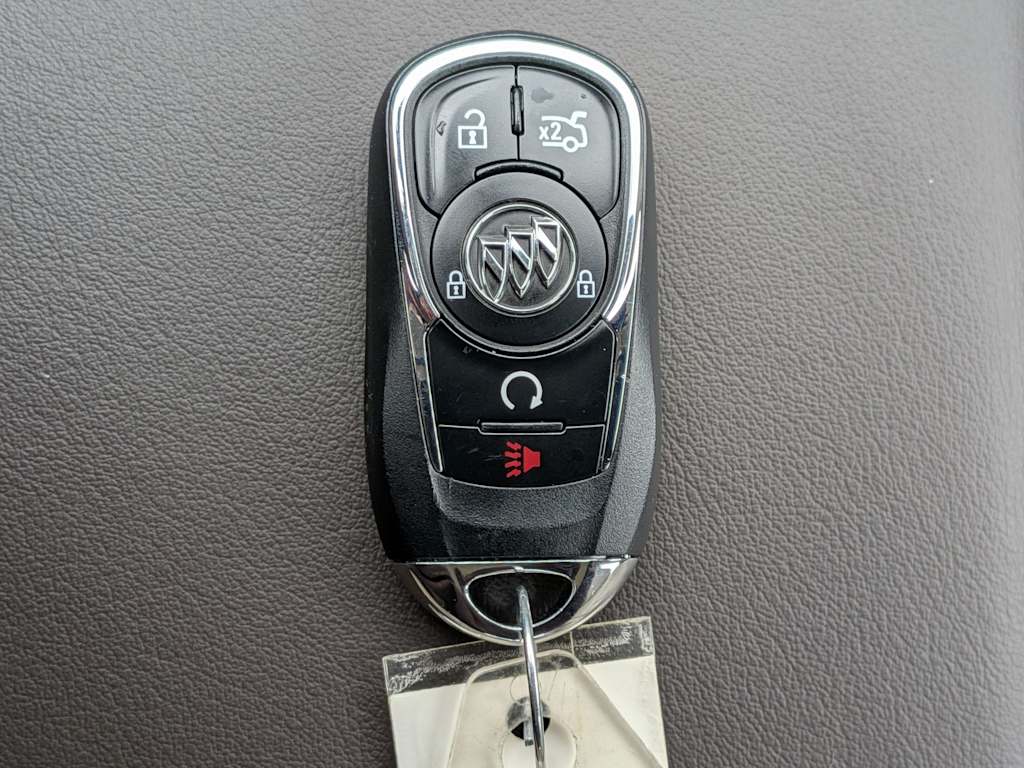 Thumbnail: 2017 Buick LaCrosse - 15