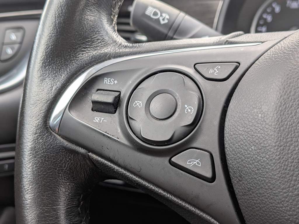 Thumbnail: 2017 Buick LaCrosse - 28