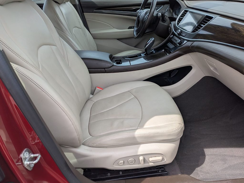 Thumbnail: 2019 Buick LaCrosse - 10