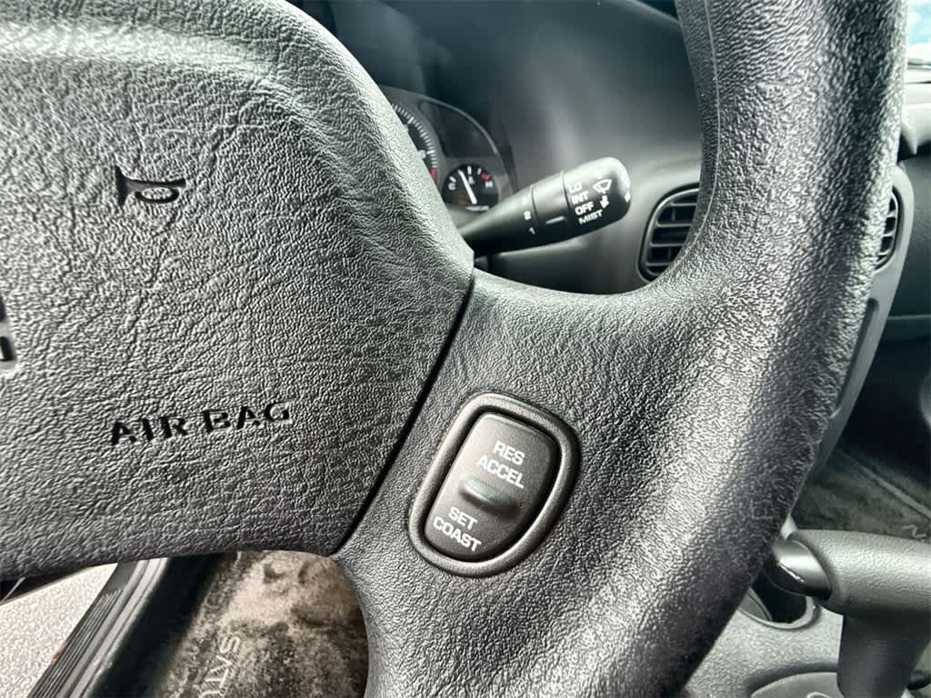 2001 Saturn S-Series SL 25