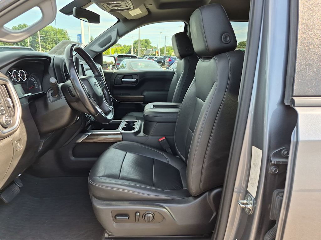 Thumbnail: 2021 Chevrolet Silverado 1500 - 10