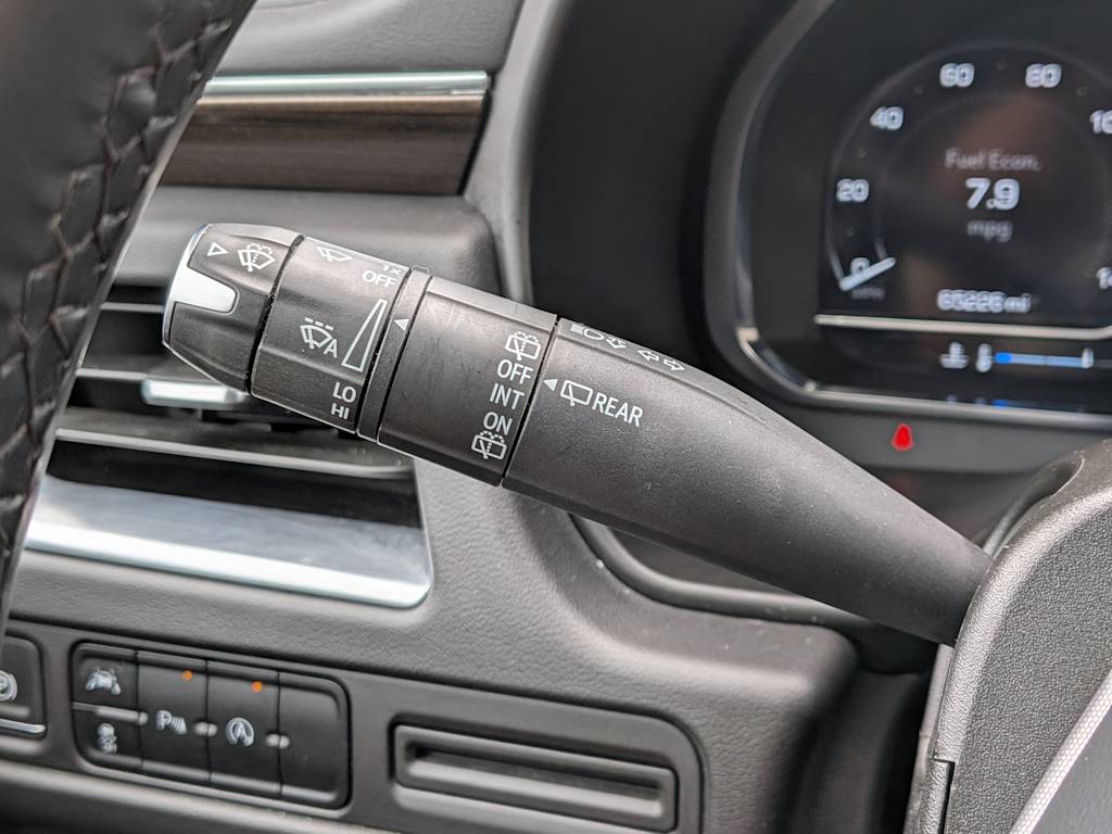 Thumbnail: 2024 GMC Yukon XL - 15