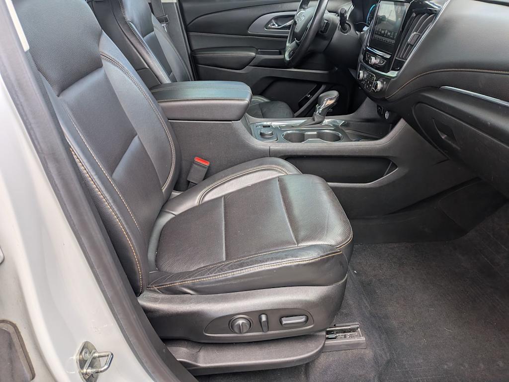 Thumbnail: 2018 Chevrolet Traverse - 11