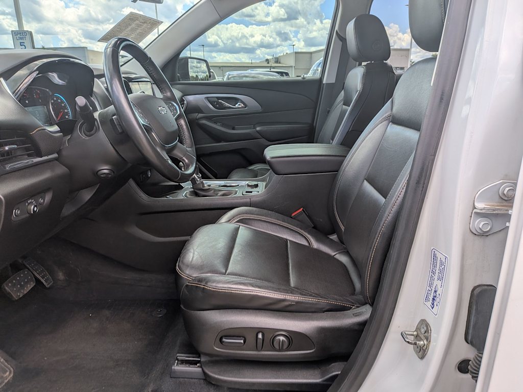 Thumbnail: 2018 Chevrolet Traverse - 10