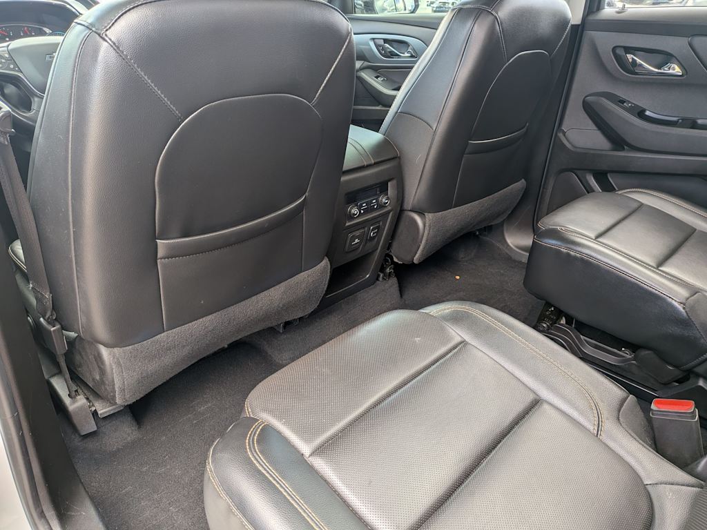 Thumbnail: 2018 Chevrolet Traverse - 12