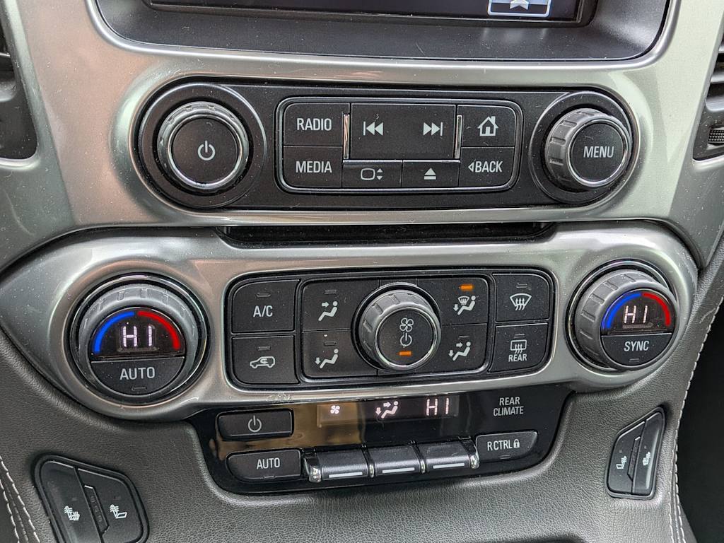 Thumbnail: 2020 Chevrolet Tahoe - 32