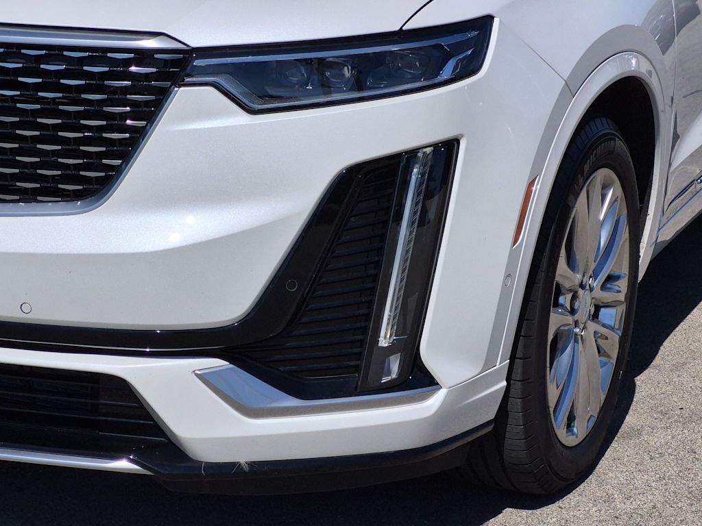 Thumbnail: 2025 Cadillac XT6 - 25