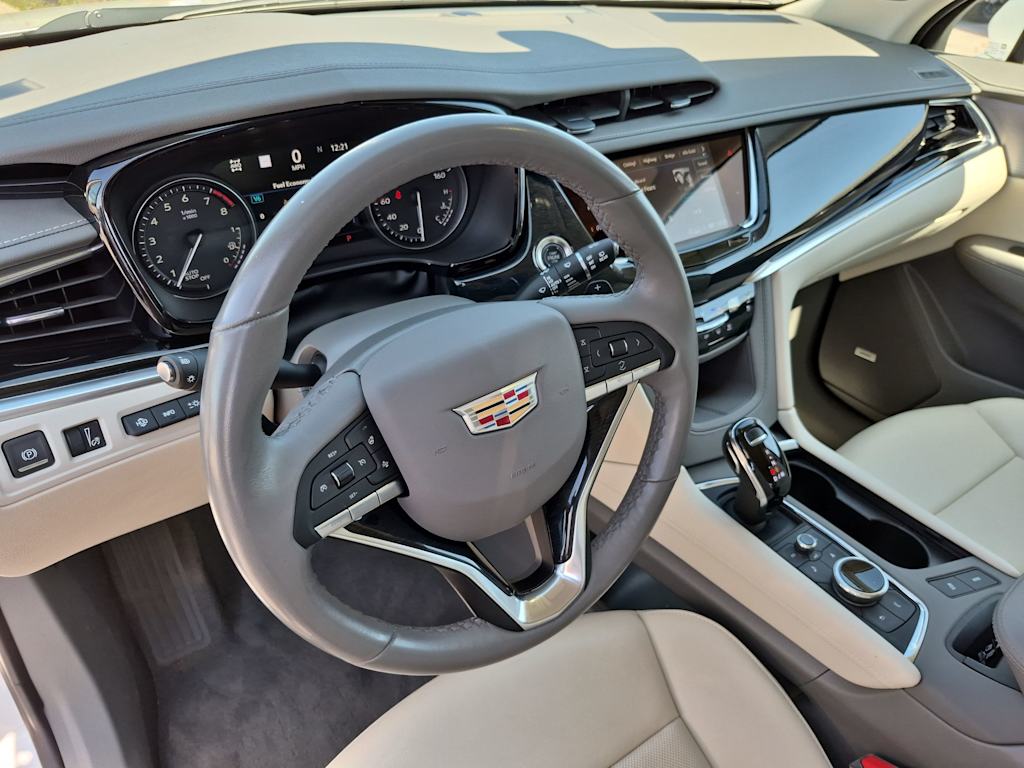 Thumbnail: 2025 Cadillac XT6 - 2