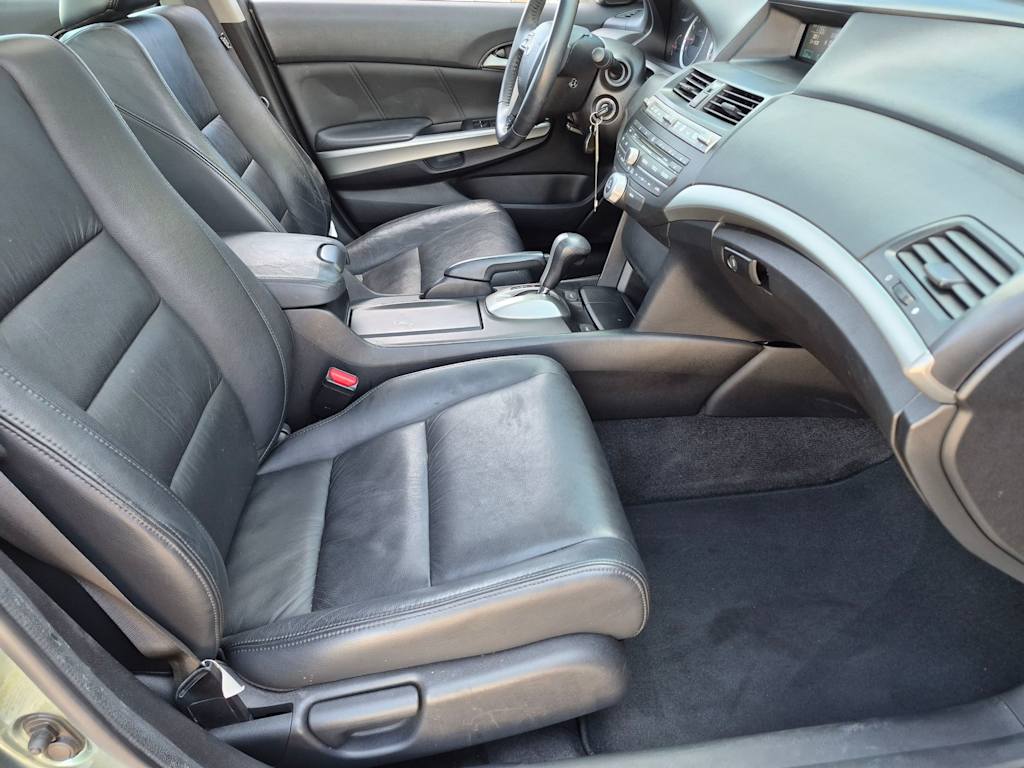 Thumbnail: 2010 Honda Accord - 29