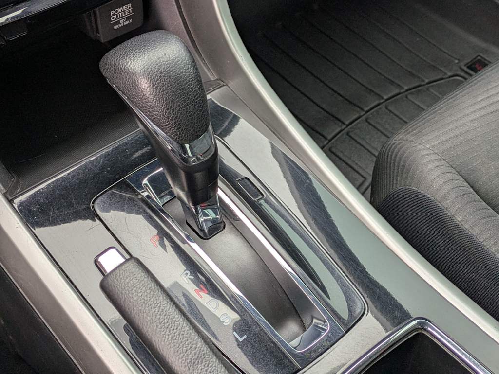 Thumbnail: 2017 Honda Accord - 31