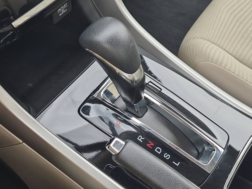 Thumbnail: 2017 Honda Accord - 30