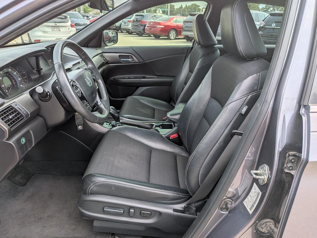 Thumbnail: 2016 Honda Accord - 9