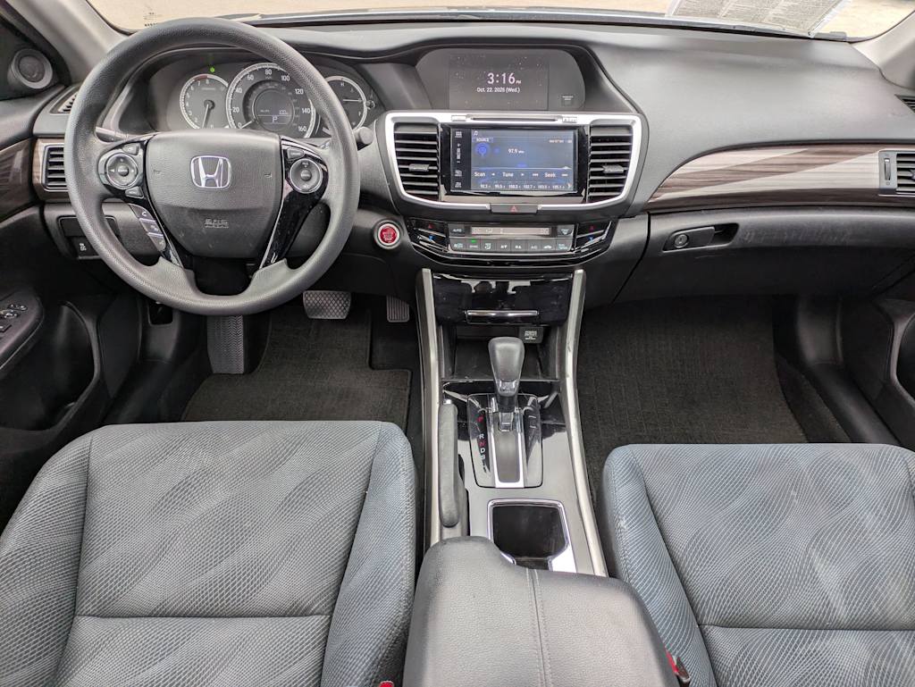 Thumbnail: 2017 Honda Accord - 8