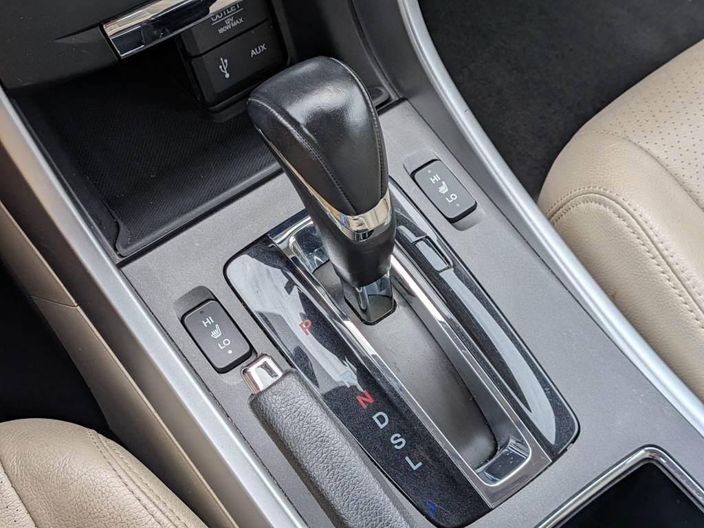 Thumbnail: 2015 Honda Accord - 13
