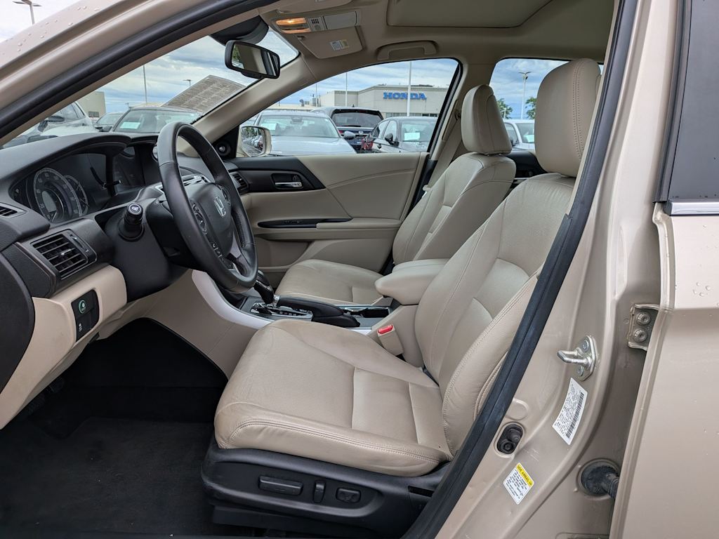 Thumbnail: 2015 Honda Accord - 9
