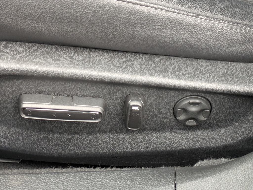 Thumbnail: 2019 Honda Accord - 24