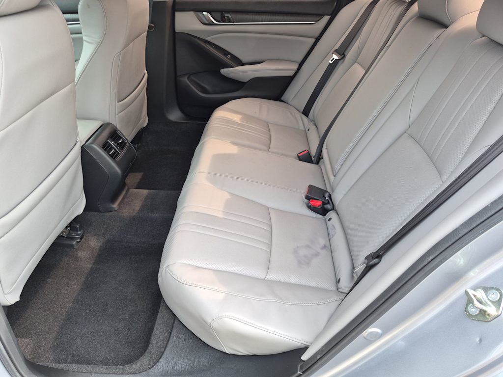 Thumbnail: 2018 Honda Accord - 26