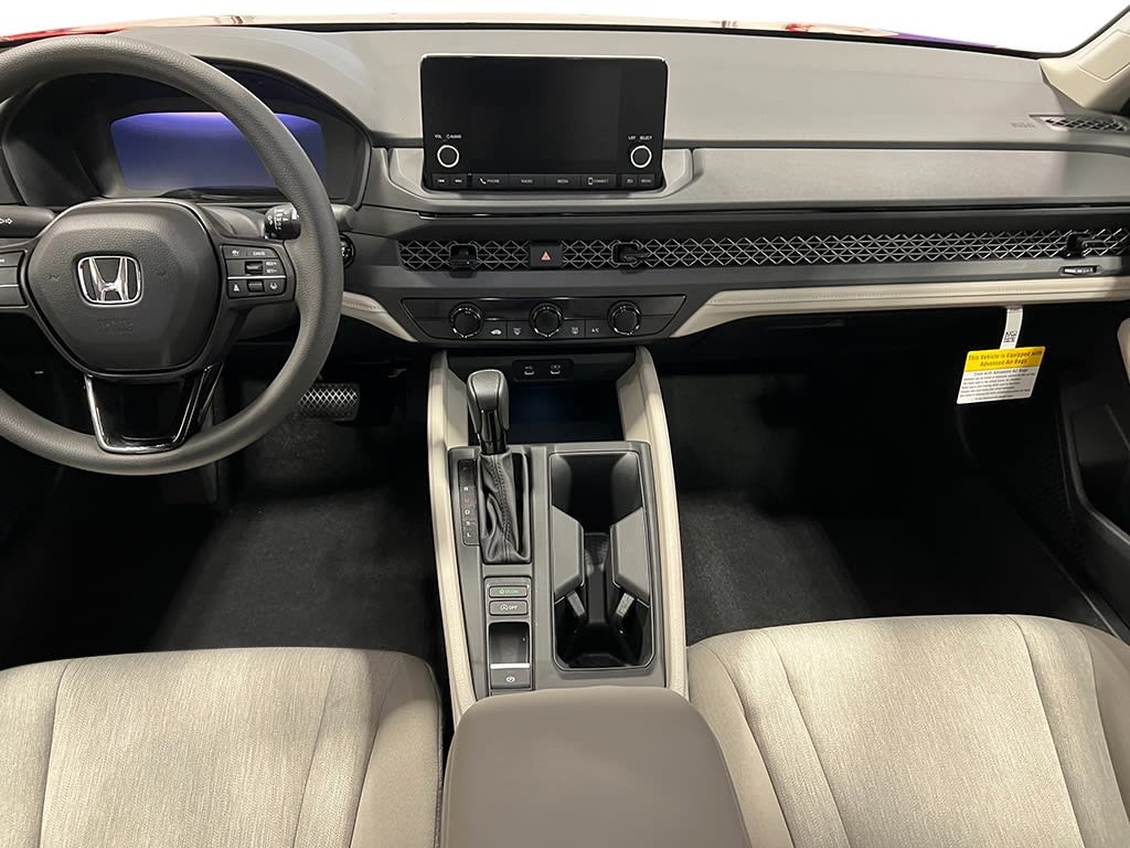 Thumbnail: 2025 Honda Accord - 10