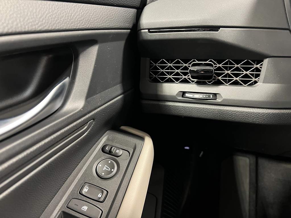 Thumbnail: 2025 Honda Accord - 21