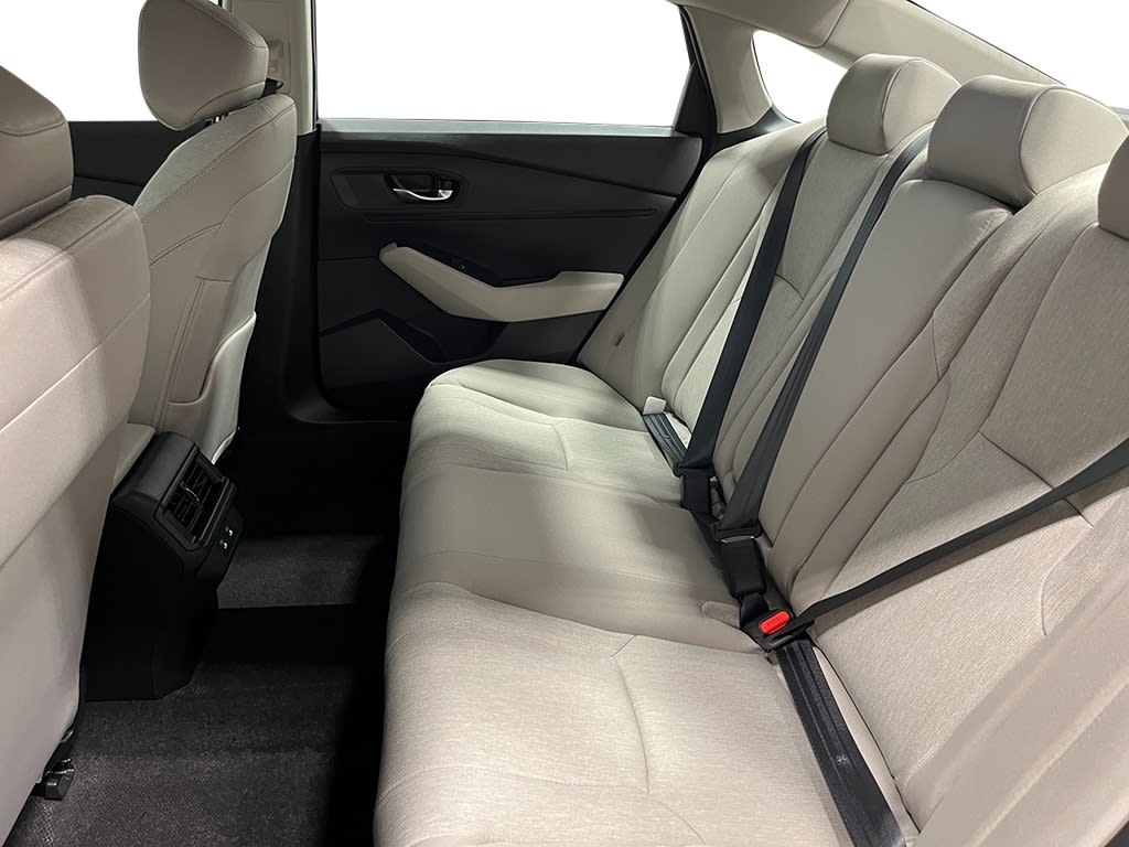 2025 Honda Accord SE 13