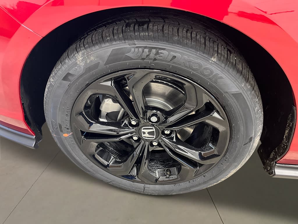 2025 Honda Accord SE 8