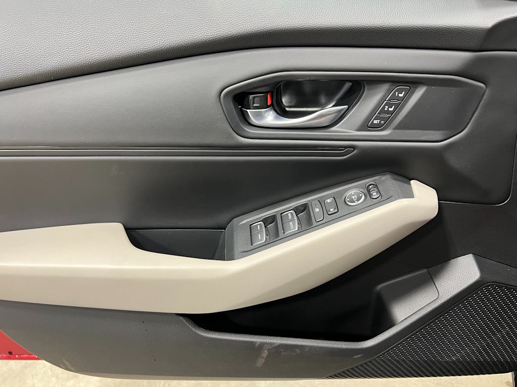 Thumbnail: 2025 Honda Accord - 21