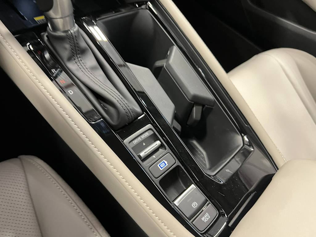 2025 Honda Accord Touring 16
