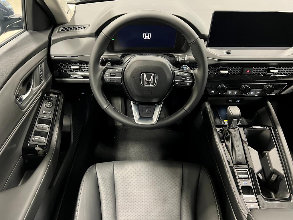 2025 Honda Accord Touring 2