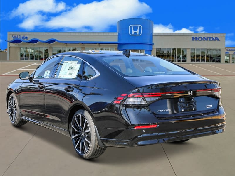 2024 Honda Accord Touring 4