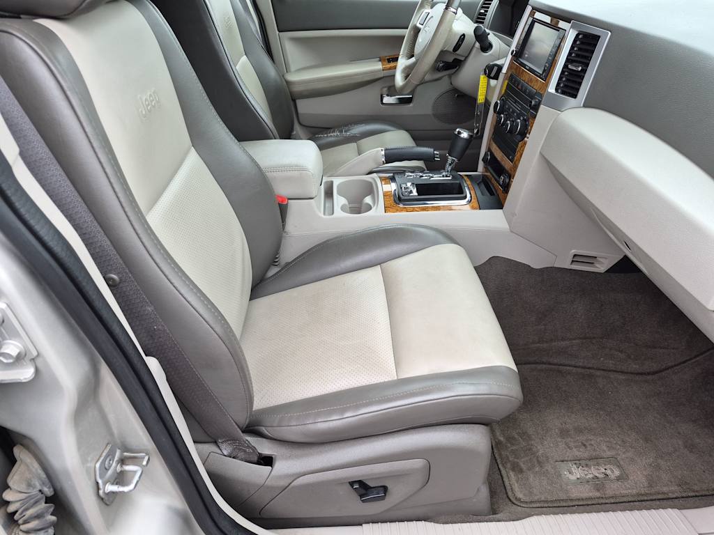 Thumbnail: 2008 Jeep Grand Cherokee - 11