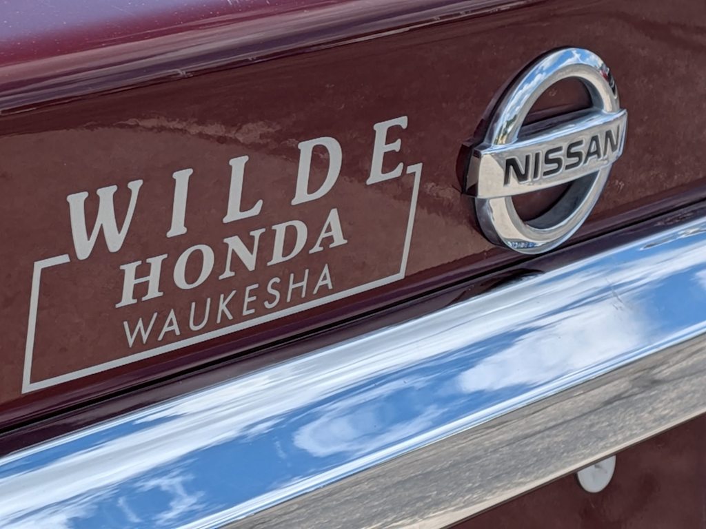 Thumbnail: 2016 Nissan Maxima - 25