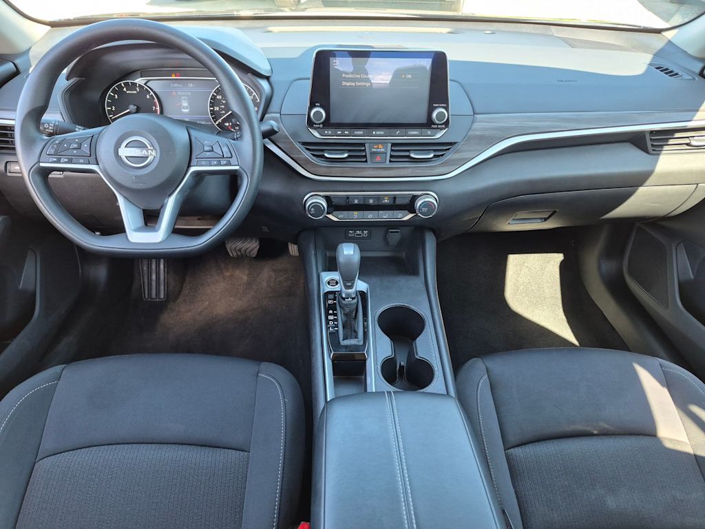 Thumbnail: 2025 Nissan Altima - 8