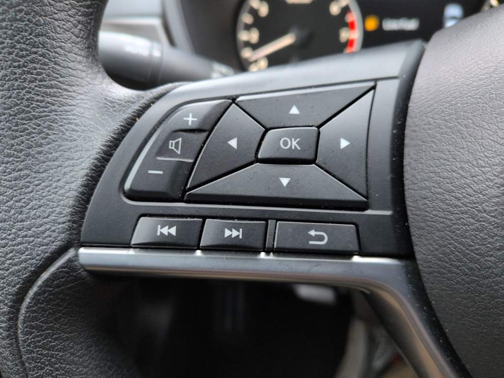 Thumbnail: 2025 Nissan Altima - 30
