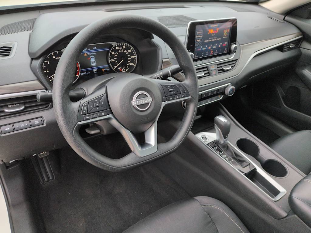 Thumbnail: 2025 Nissan Altima - 2