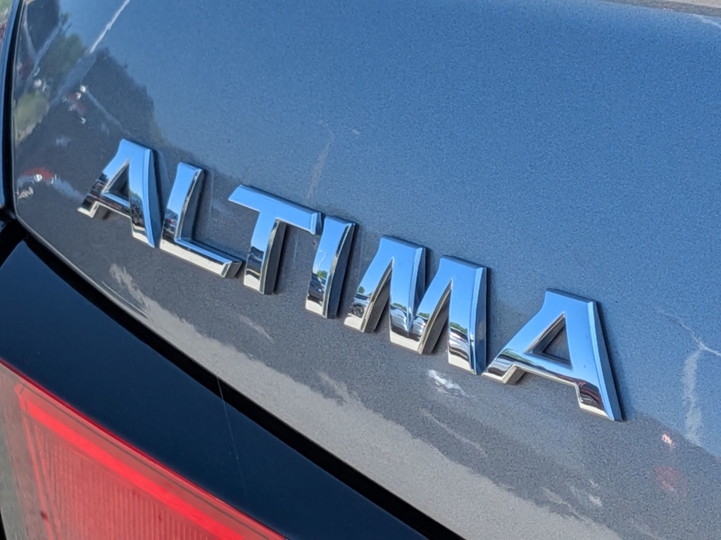 Thumbnail: 2022 Nissan Altima - 6